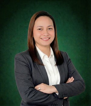 Carlyn De la Cruz