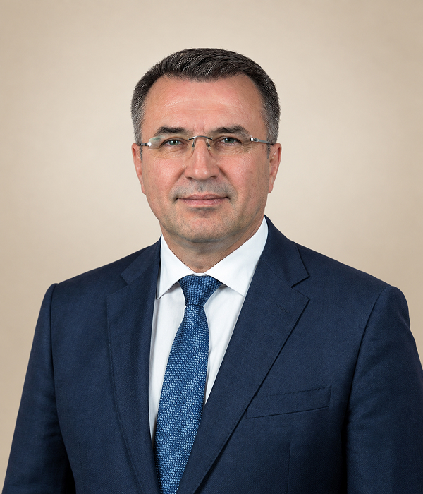 Maxim Stepanov